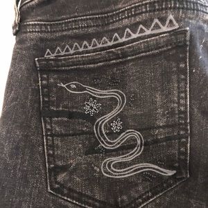 American Eagle size 6 black design skinny jeans.